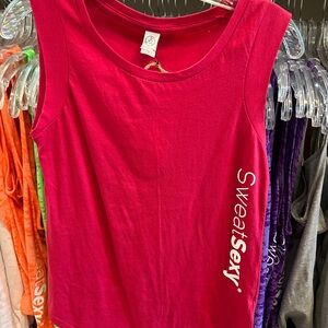 Vibrant Red Sleeveless Muscle Tee with Classic Crew Neck